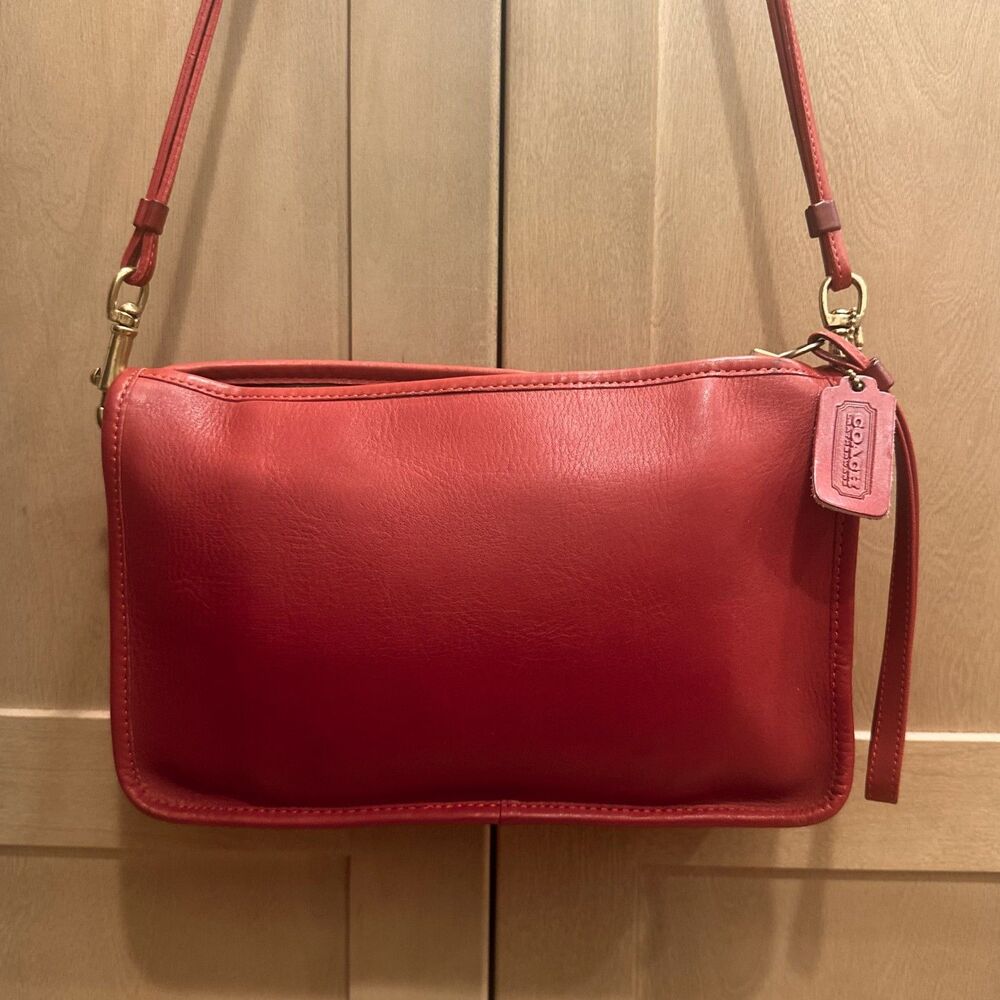 Vintage Coach Basic Bag 9455 NYC Red Leather 70s 80s EUC Hangtag